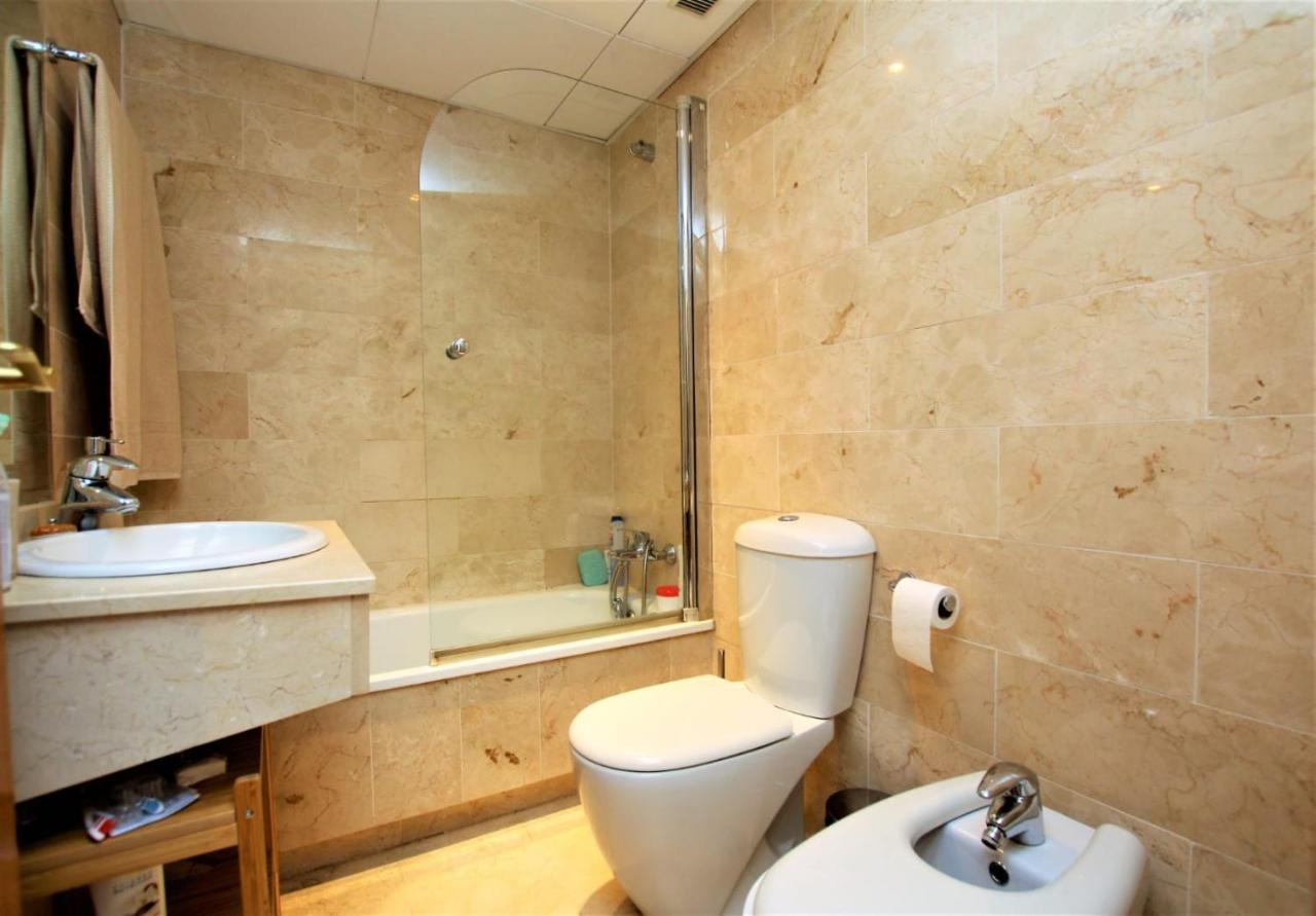 Apartamento Beachfront La Jacaranda Марбеля Екстериор снимка